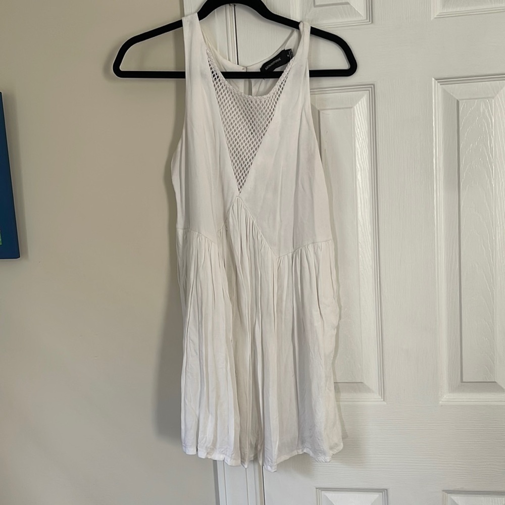 White minkpink dress